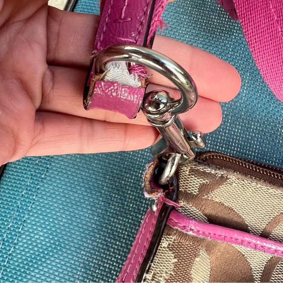 ‼️SOLD‼️Coach Crossbody Bag - Picture 3 of 5